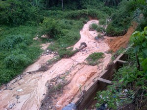 A section of Ikot Omin community road in Calabar Municipality