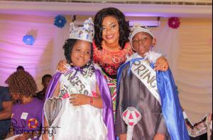 Queeneth Orok posing with winners of the pageant