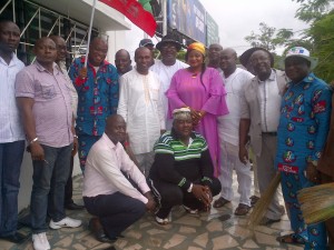 Comrade Hilliar Eta, National Vice Chairman, South, APC (wearing a hat), Mr. Usani Usani, APC Chairman, CRS (in his front) and other leaders of the party during the inauguration