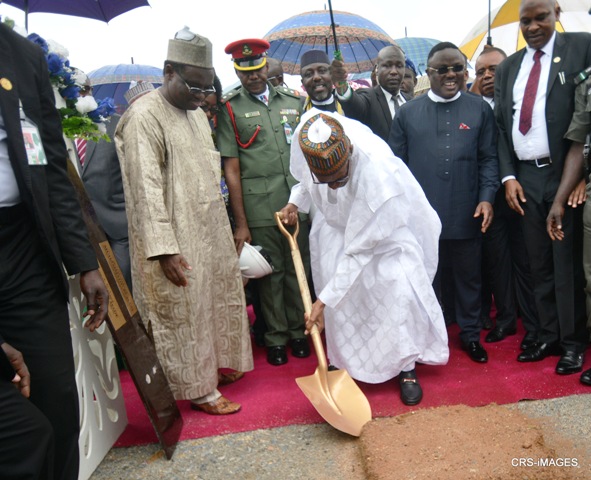 President Buhari performing the groundbreaking for the 260km super highway