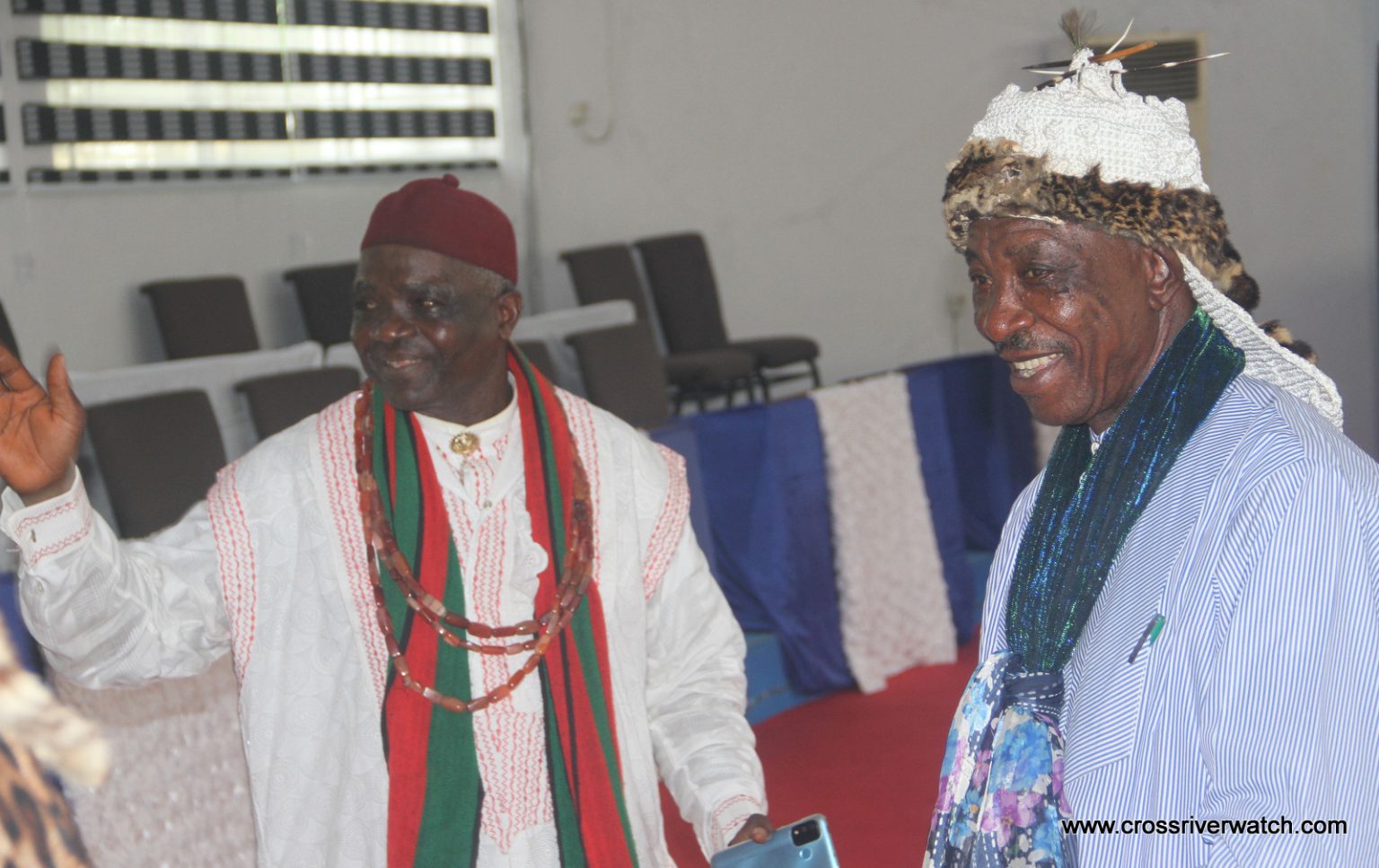 Paramon Ruler Governor Otu Presents Staff Of Office, Certificates To Akamkpa, Ikom ...