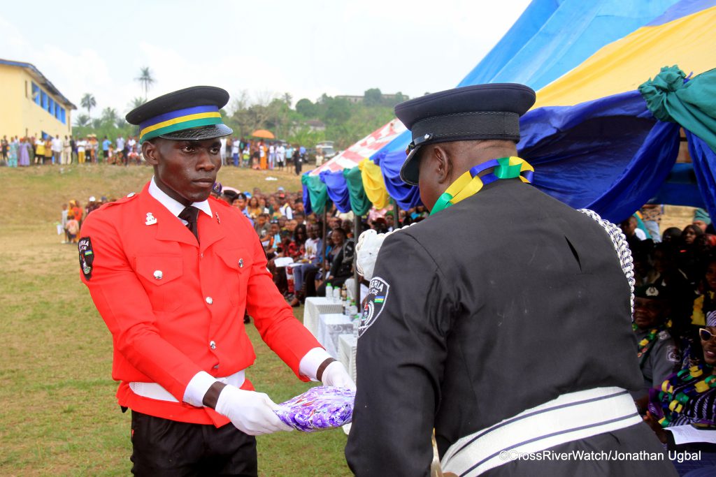 PC Boma John, native of Rivers State receives the award for "Most Hardworking Recruit" presented by AIG Mustapha Bala at the PTS Odukpani POP for Constables. 23/01/2025. (Credit: CrossRiverWatch/Jonathan Ugbal)