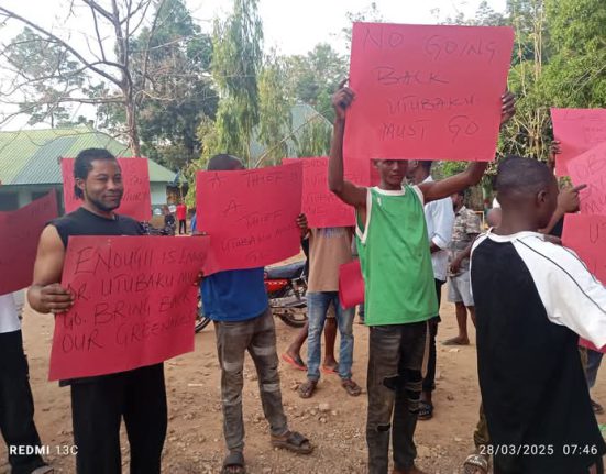 Youths embark on "Utubaku Must Go" protest to remove the Provost of the Federal College of Education, Obudu, Dr. Richard Ugbaha Utubaku.