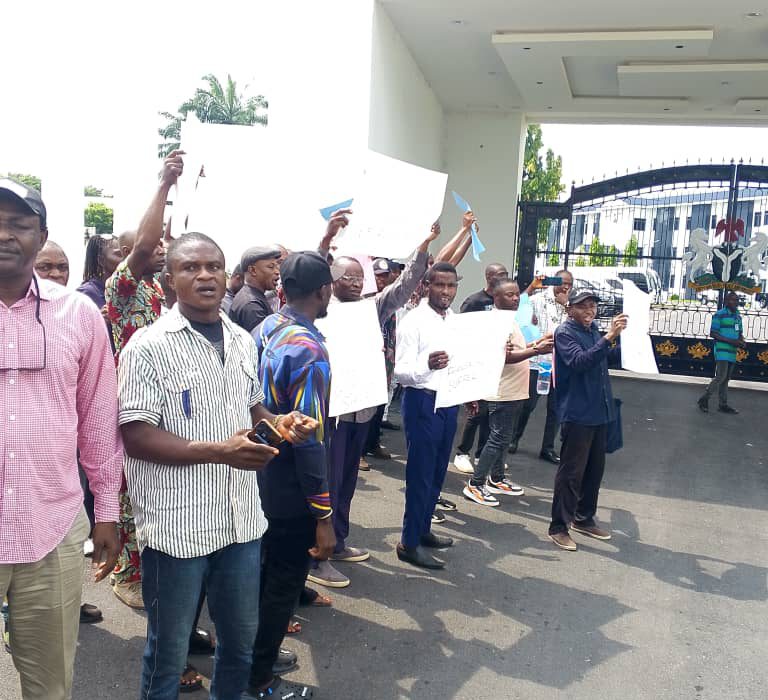 Staff of the defunct ITM Ugep Protest at Governors Office Calabar over four months unpaid salaries. 23/6/2025